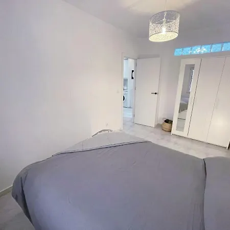 Moderno Apartamento Con Piscina A Pocos Minutos De La Playa Y Aire Acondicionado Torrevieja